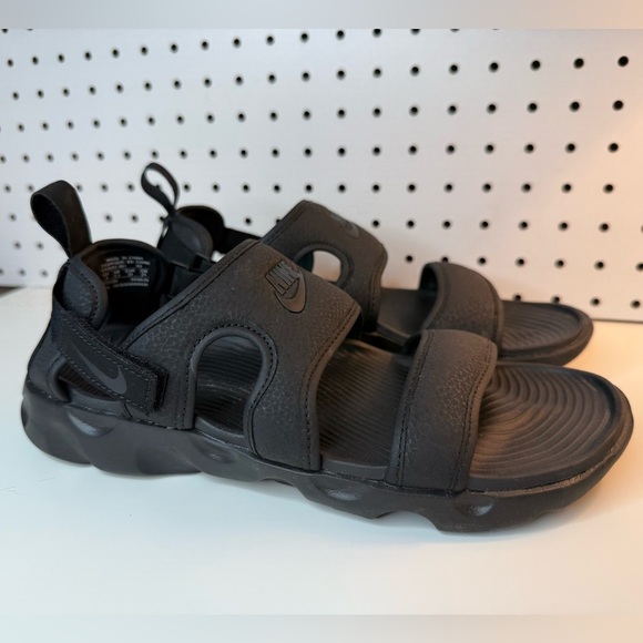 Nike OWAYSIS Women’s 8M Triple Black CK9283-001 Multi Back Strap Slides Sandals - Picture 2 of 16